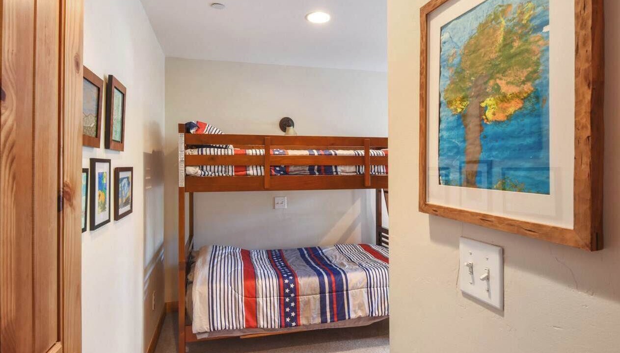 Photo of Others in Tahoe Vista
