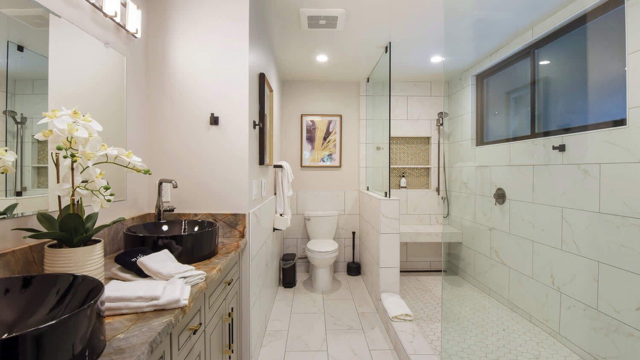 Photo of Bathroom in Kingswood Estates