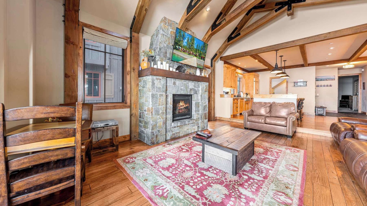Photo of Livingroom in Homewood