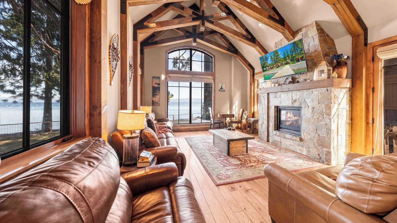Photo of Livingroom in Homewood