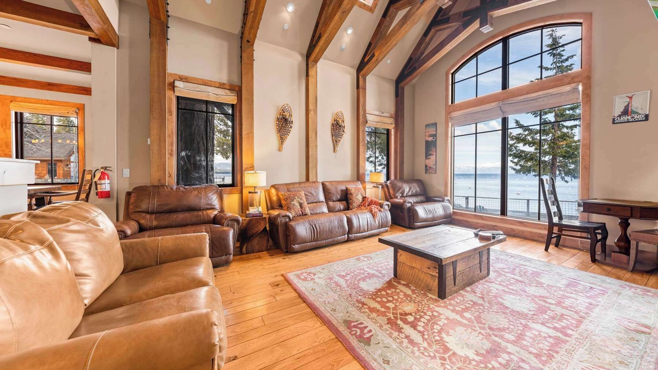 Photo of Livingroom in Homewood