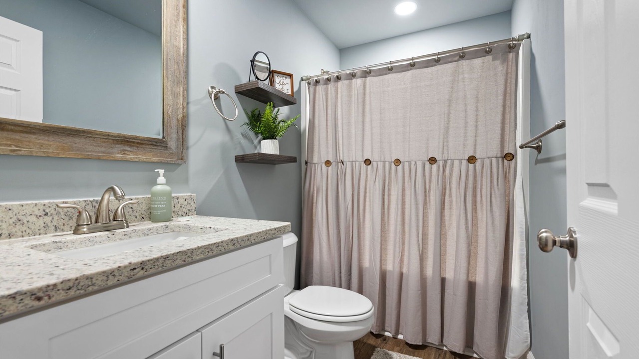 Photo of Bathroom in Acworth