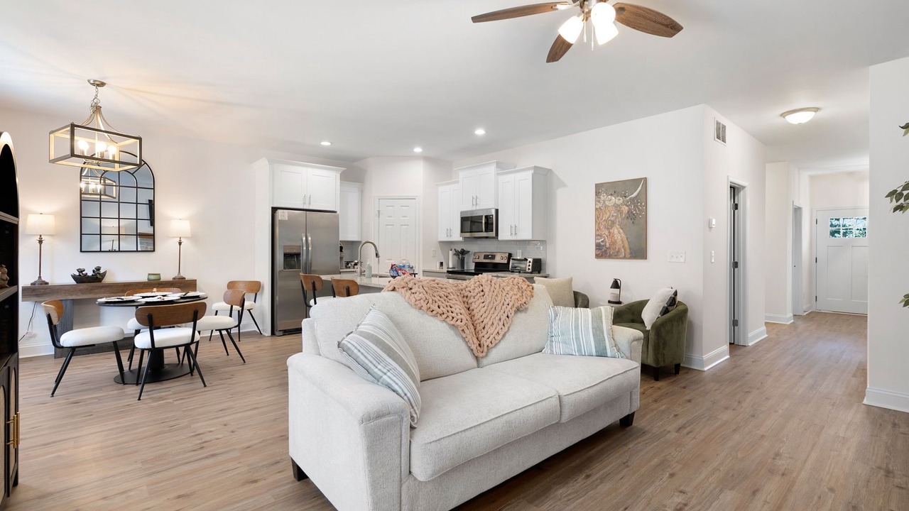 Photo of Livingroom in Acworth