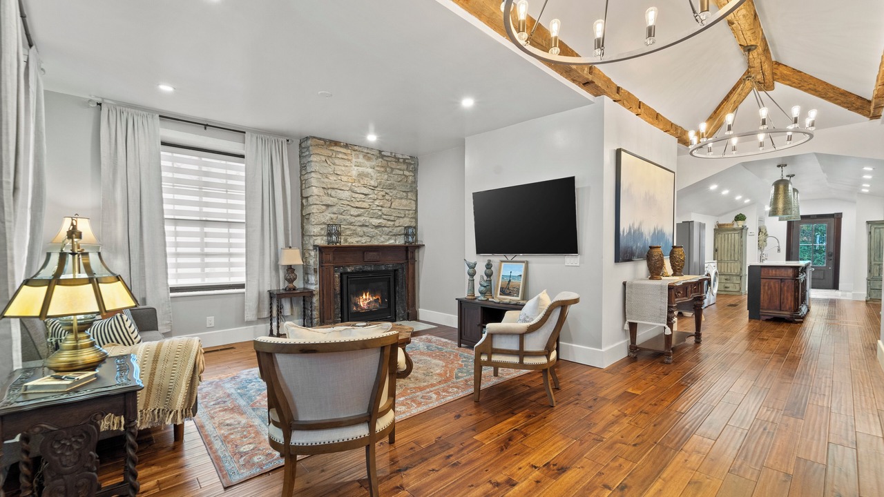 Photo of Livingroom in Boblo Island