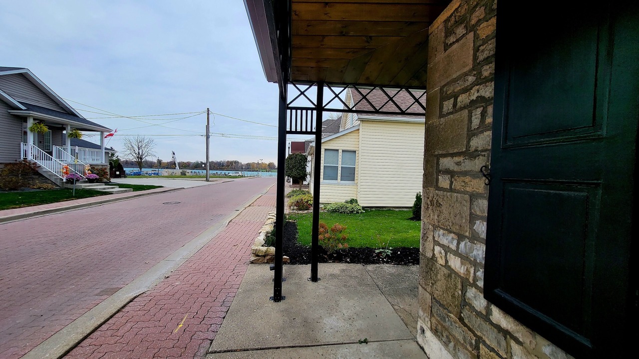 Photo of Outdoor in Boblo Island