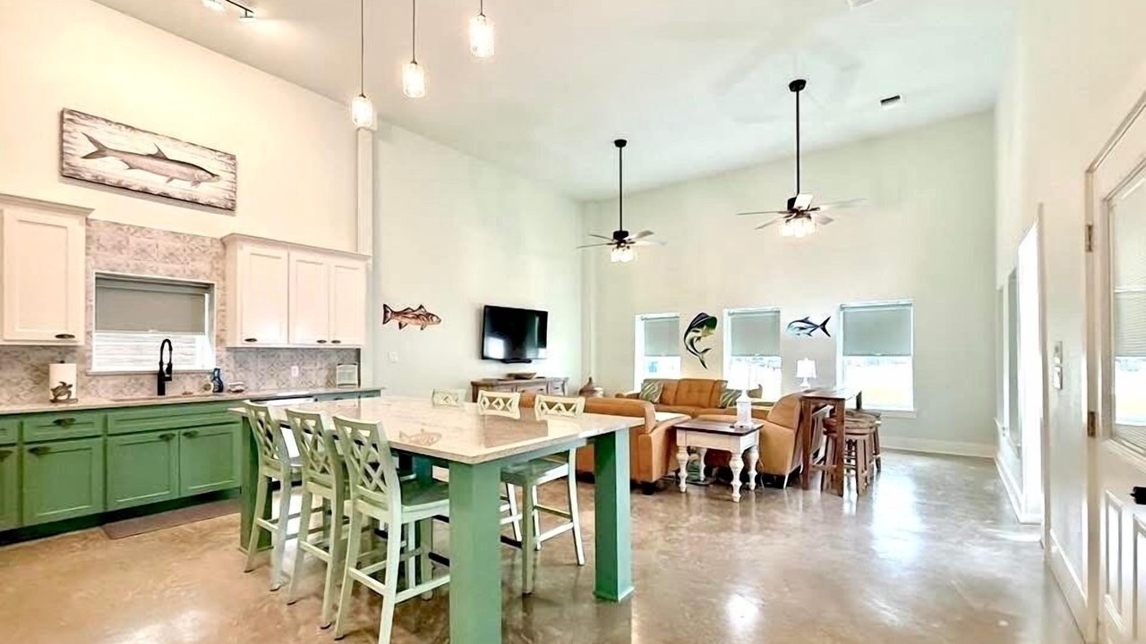 Photo of Livingroom in Port O Connor