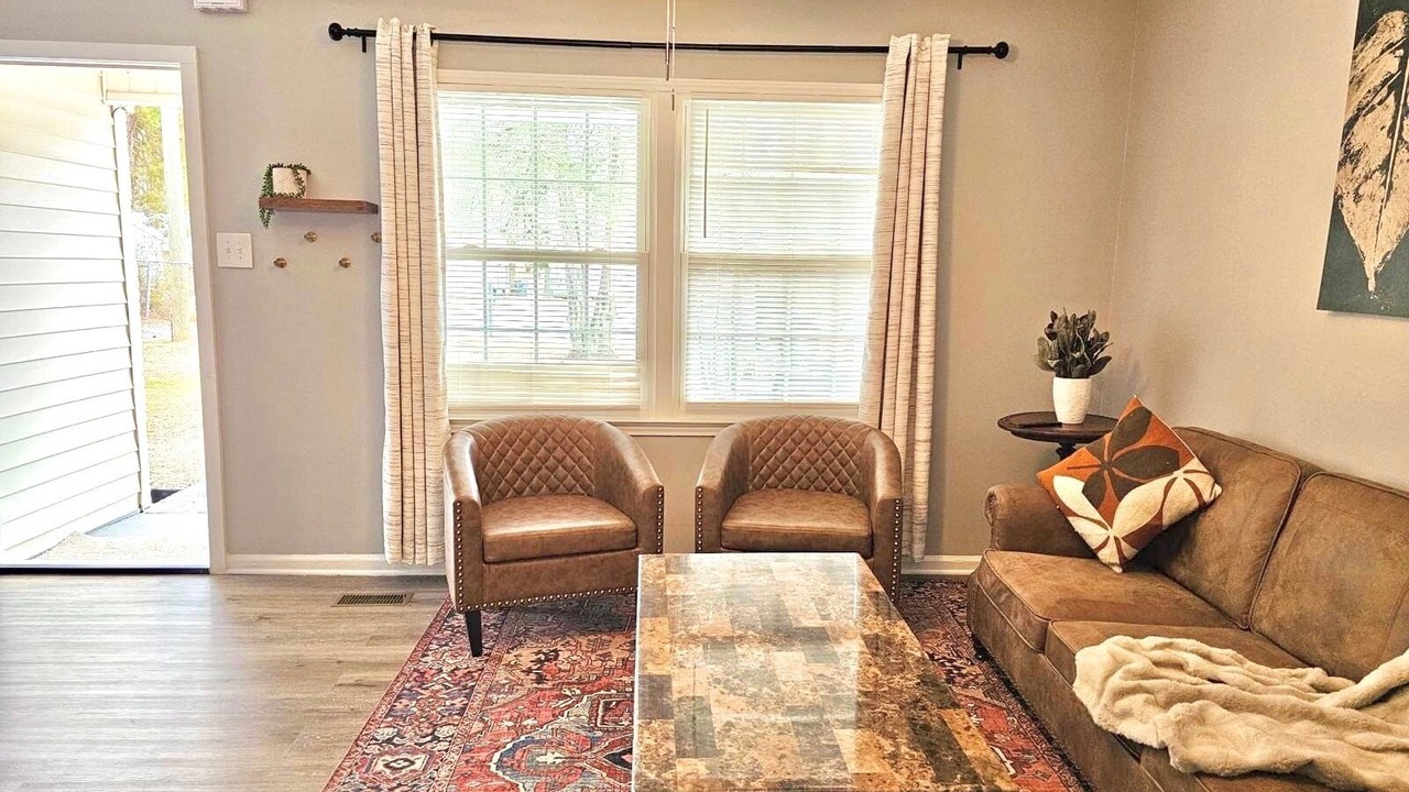 Photo of Livingroom in Southeast Raleigh