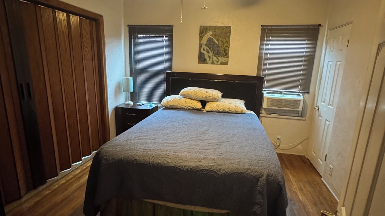 Photo of Bedroom in Ocean Beach