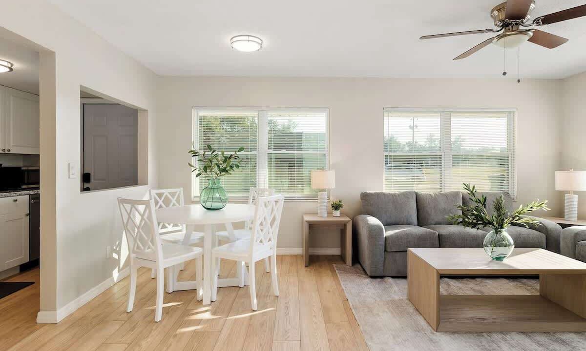 Photo of Livingroom in Zephyrhills