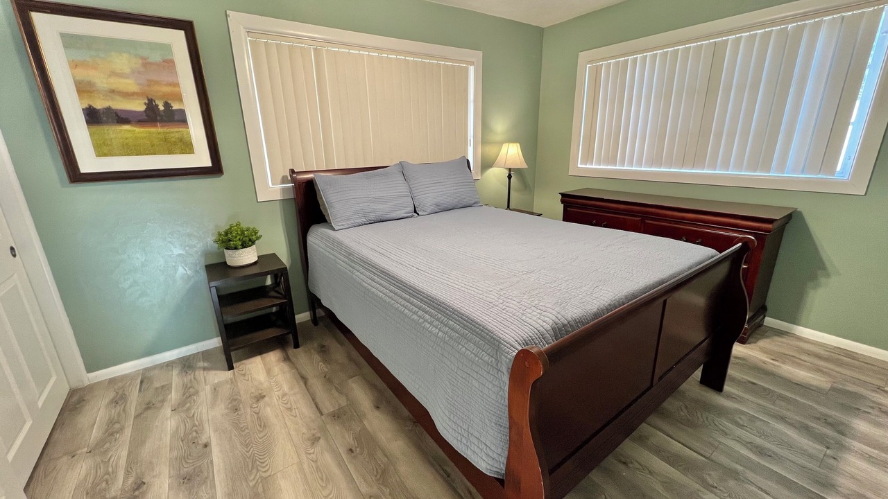 Photo of Bedroom in Roswell