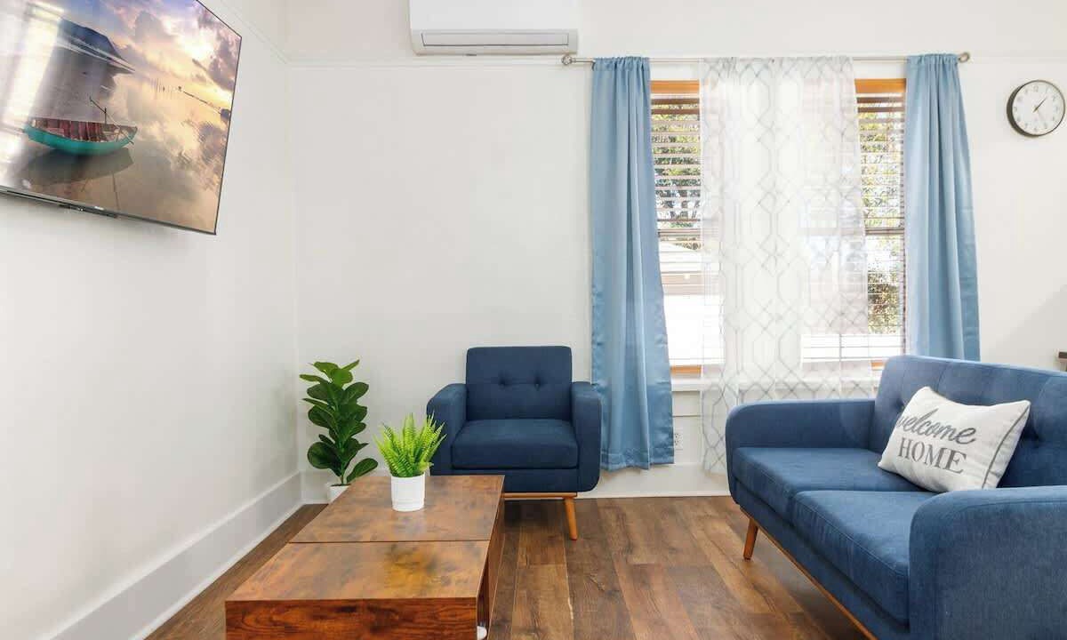 Photo of Livingroom in Lakeland