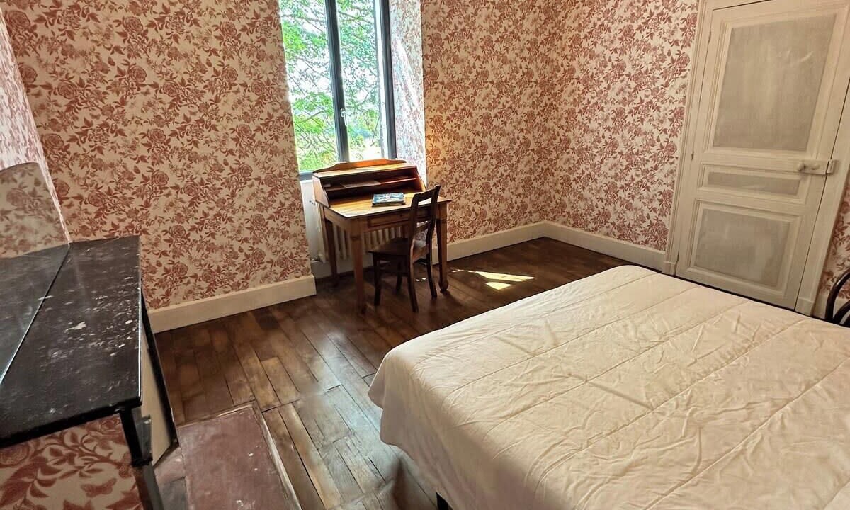 Photo of Bedroom in Le Pechereau
