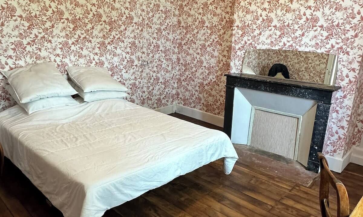 Photo of Bedroom in Le Pechereau