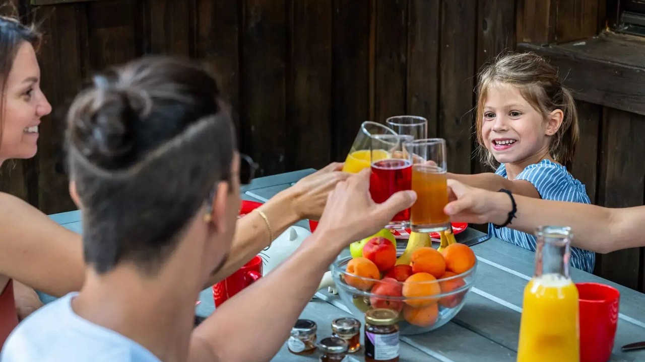 Photo of Others in Dienne