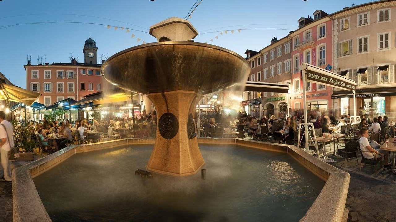 Photo of Others in Gap