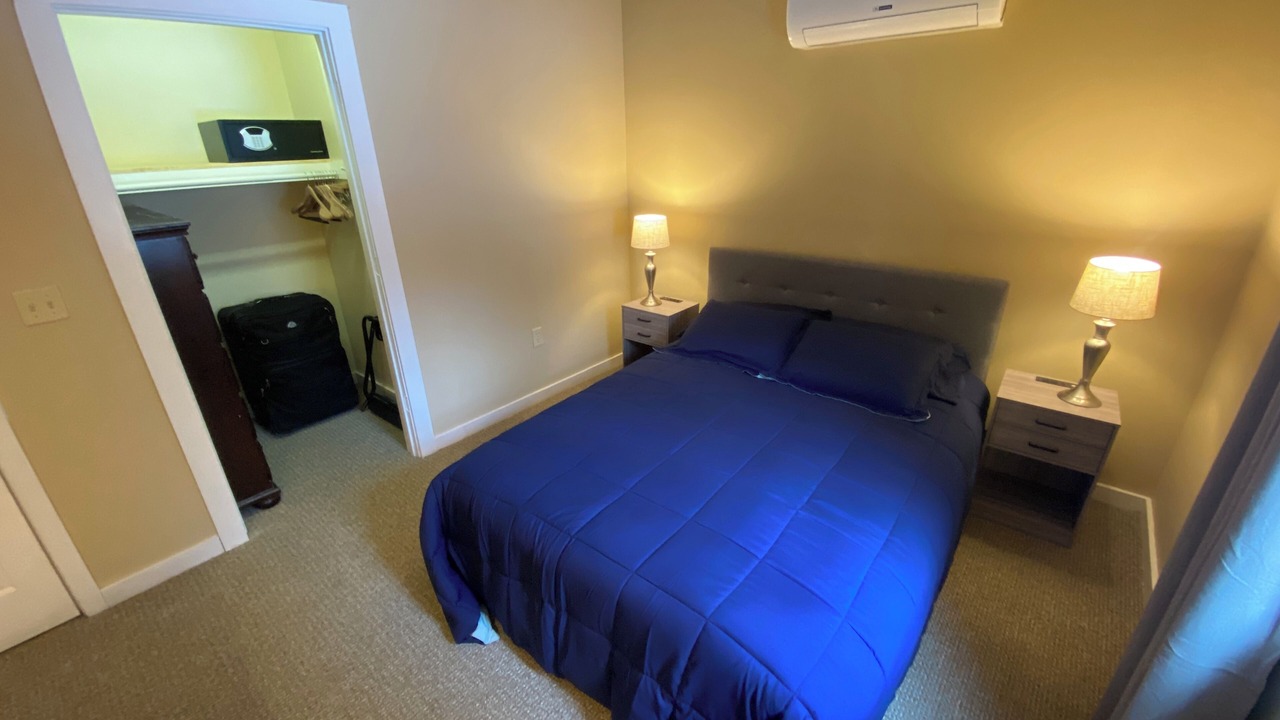 Photo of Bedroom in Malletts Bay