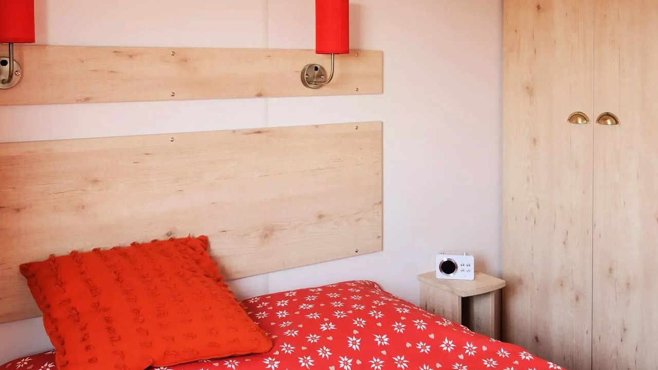 Photo of Bedroom in Junas