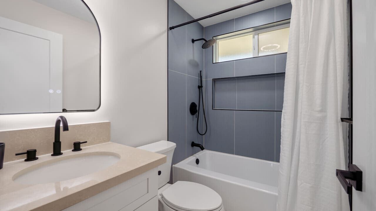 Photo of Bathroom in Coconut Grove