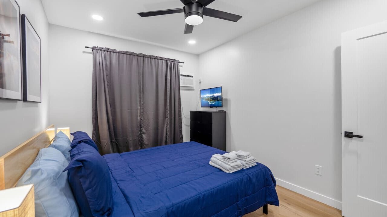 Photo of Bedroom in Coconut Grove
