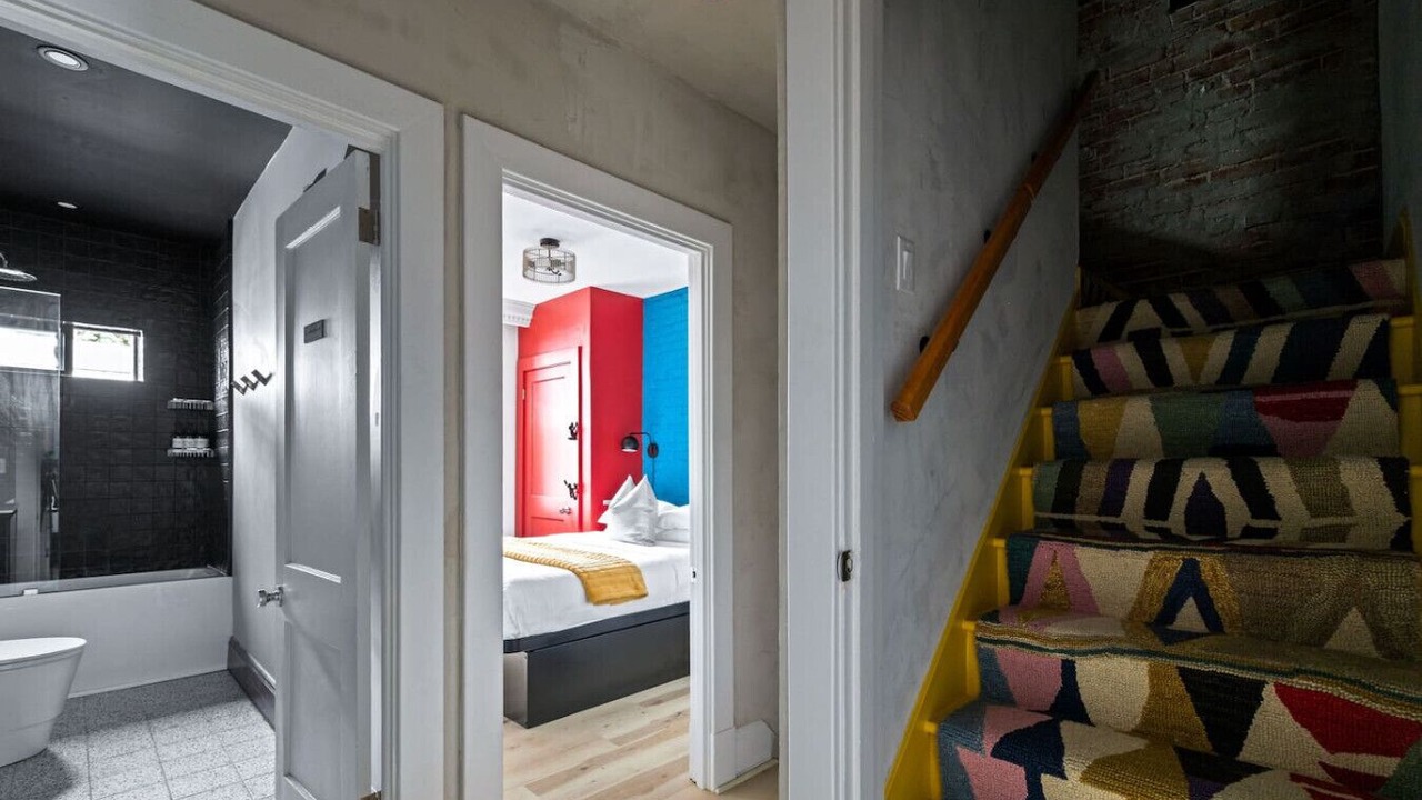 Photo of Bedroom in Lower Lawrenceville
