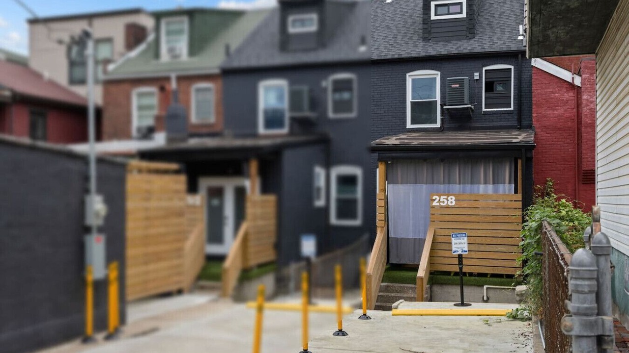 Photo of Outdoor in Lower Lawrenceville