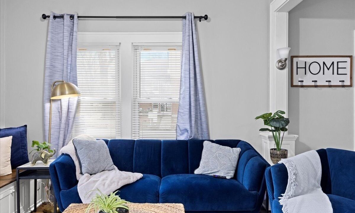 Photo of Livingroom in Lee's Summit