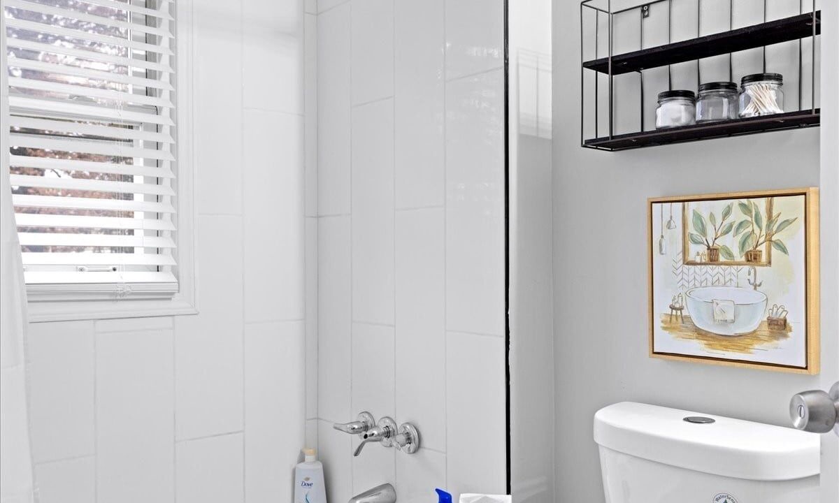 Photo of Bathroom in Lee's Summit