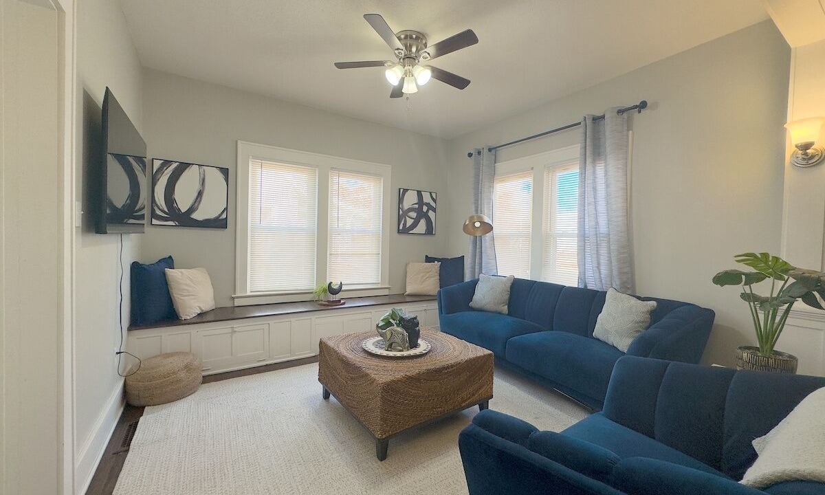 Photo of Livingroom in Lee's Summit