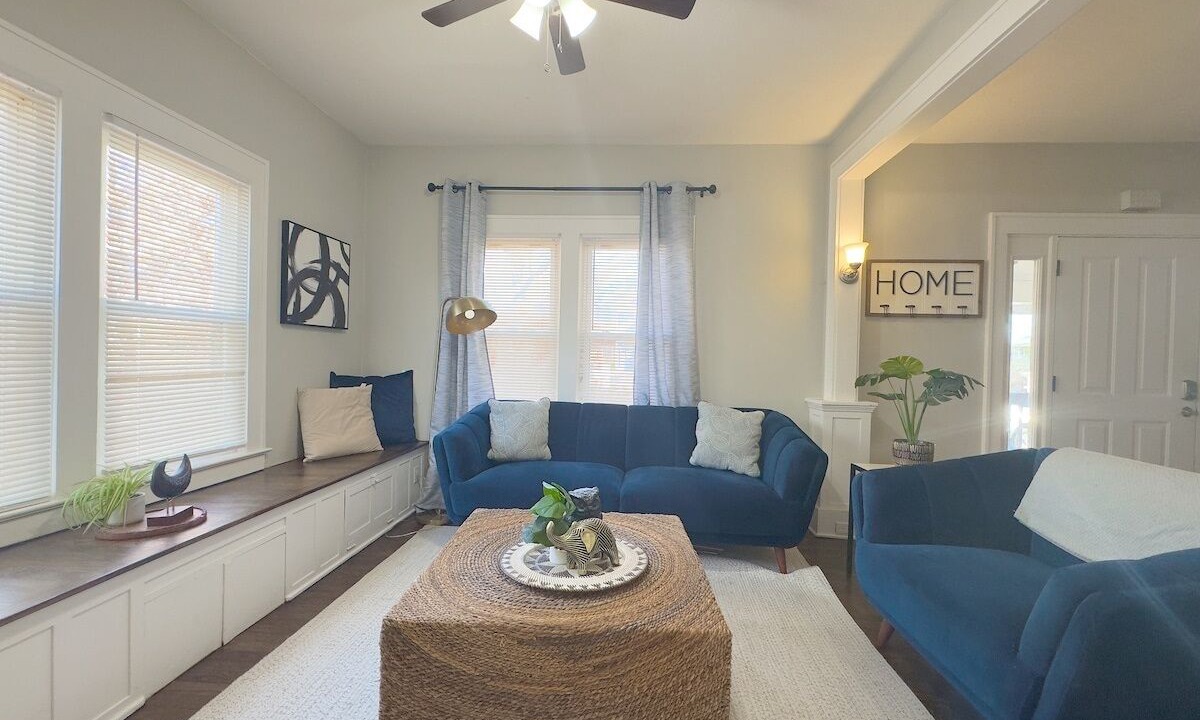 Photo of Livingroom in Lee's Summit