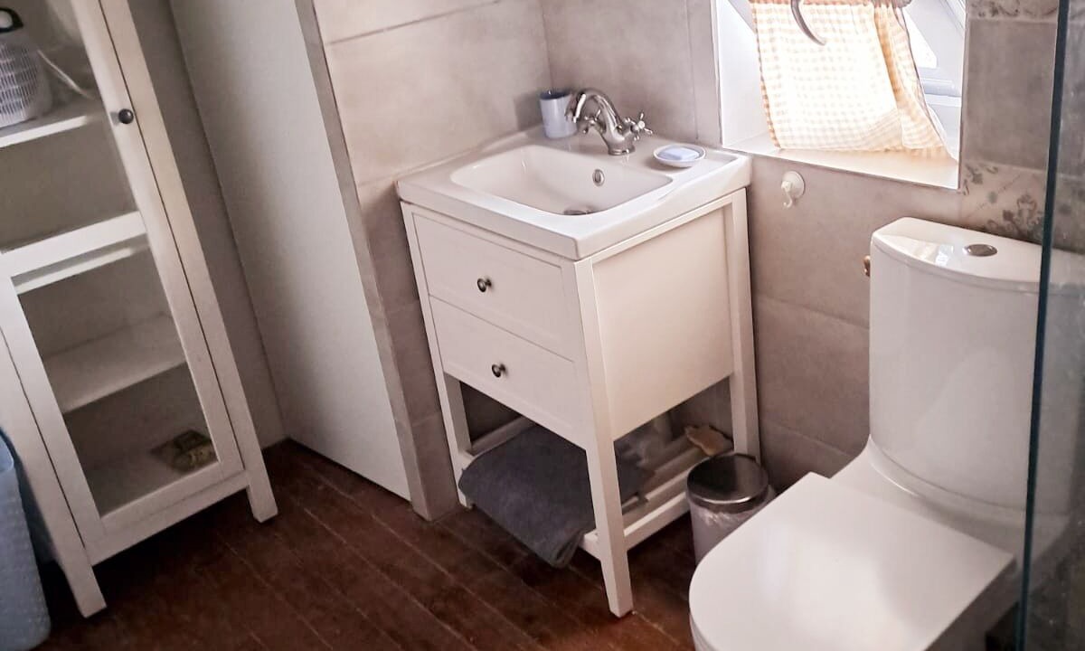 Photo of Bathroom in Puisserguier