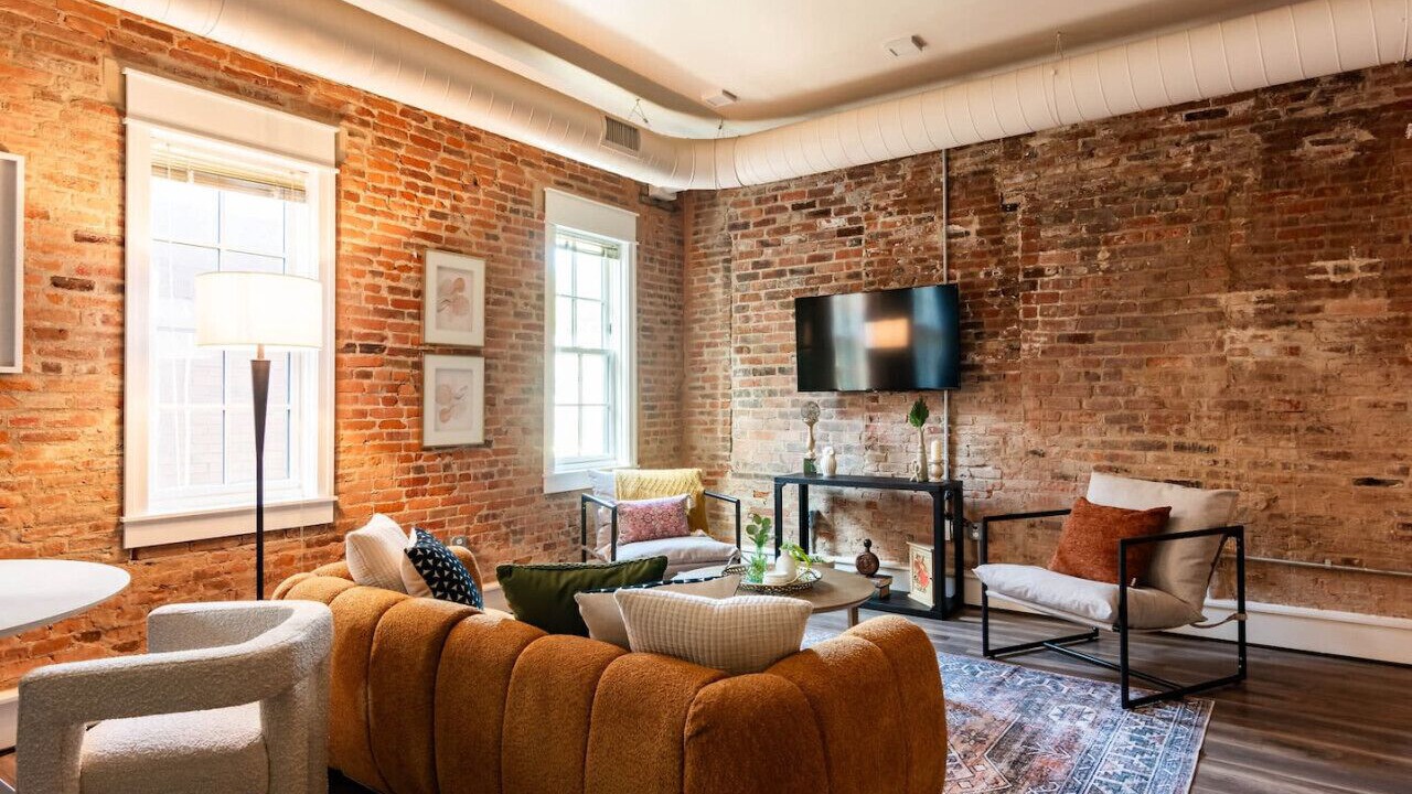 Photo of Livingroom in Ypsilanti