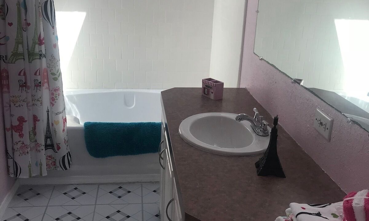 Photo of Bathroom in Crawfordsville