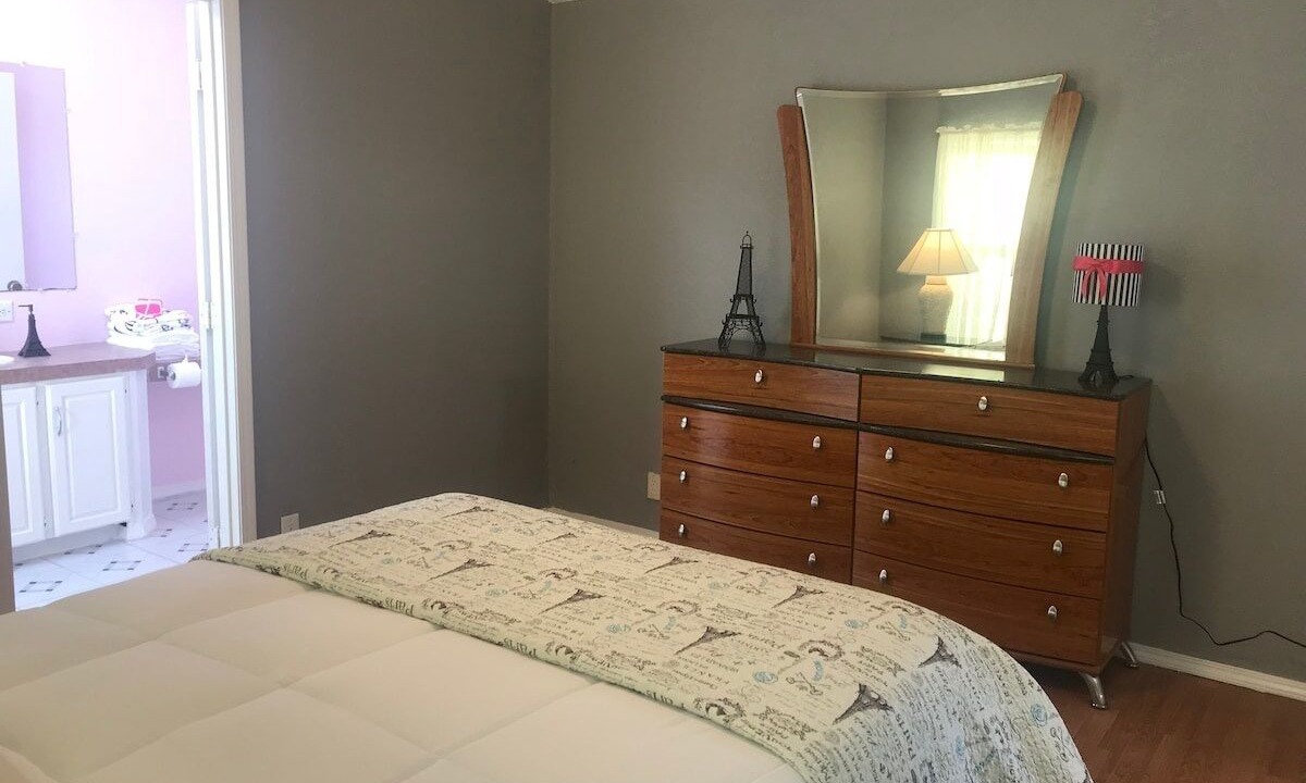 Photo of Bedroom in Crawfordsville