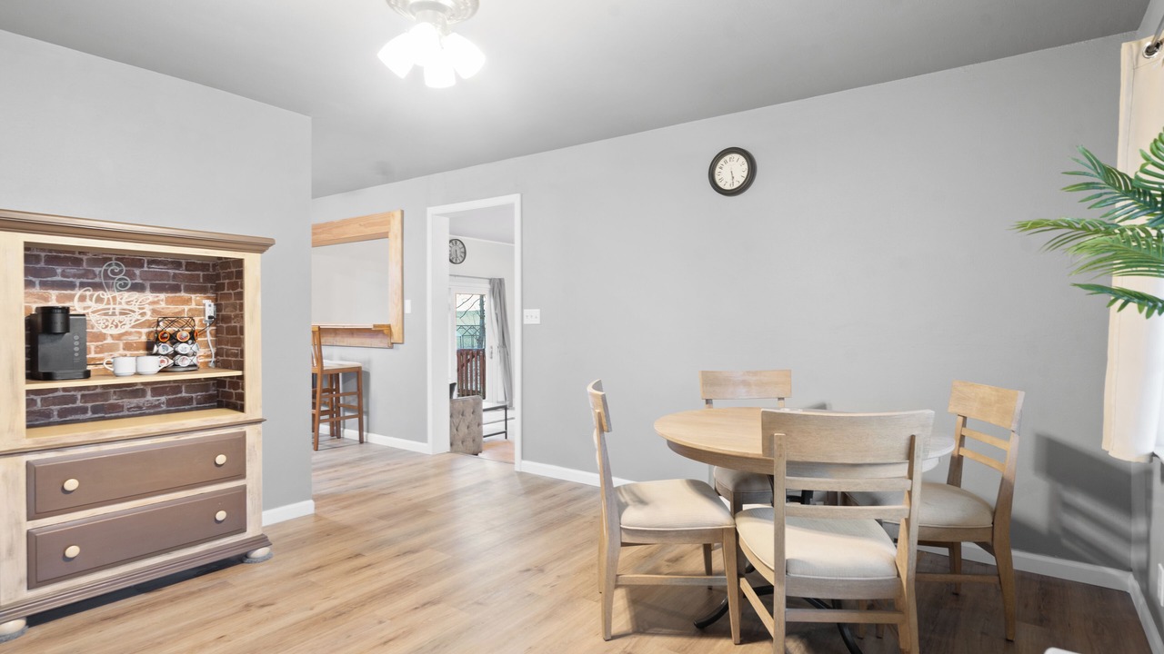 Photo of Others in Benton