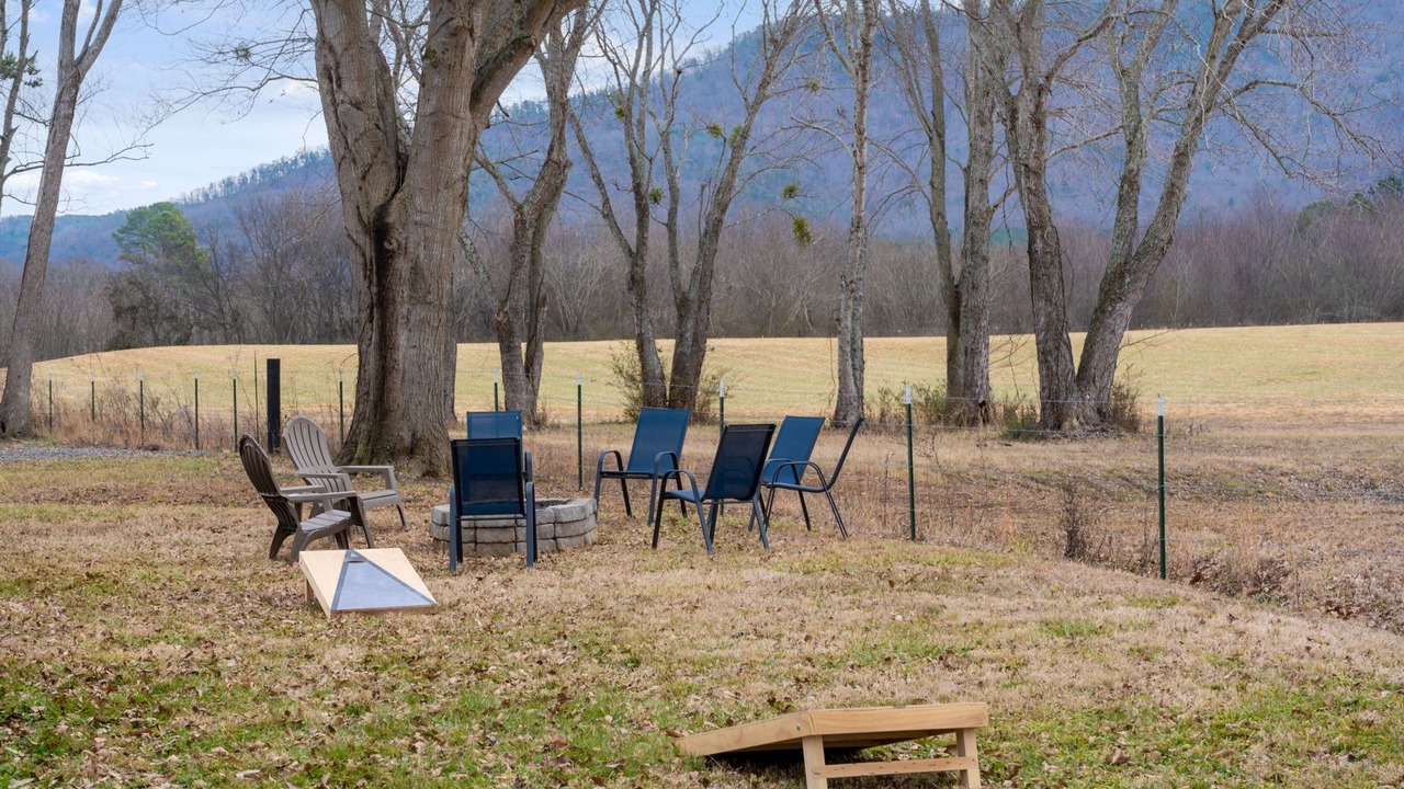 Photo of Outdoor in Benton