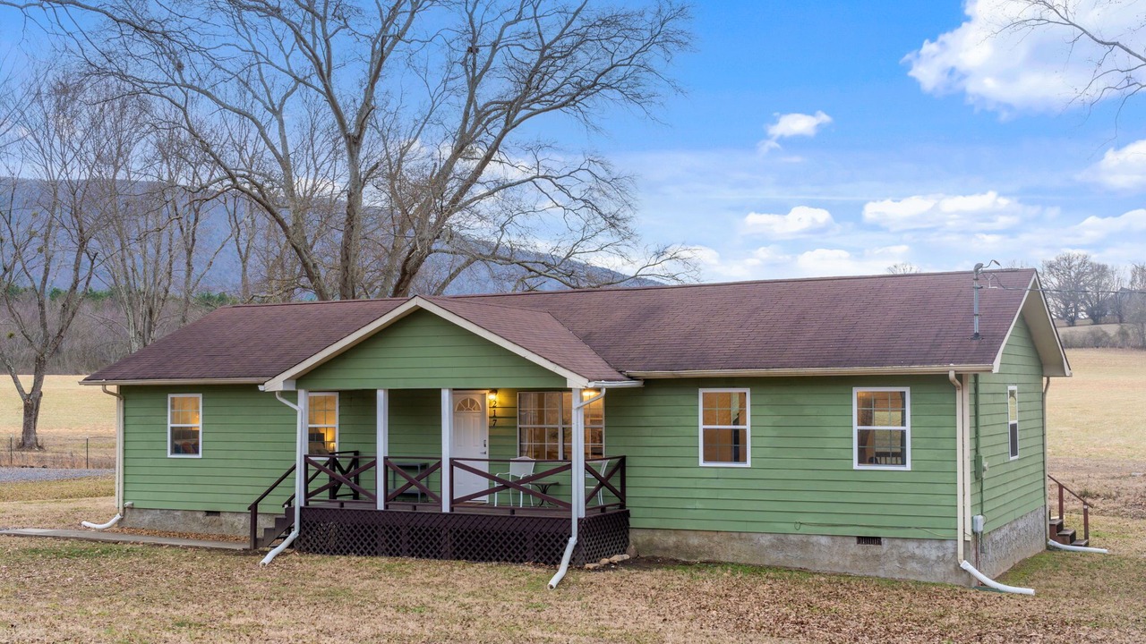 Photo of Outdoor in Benton