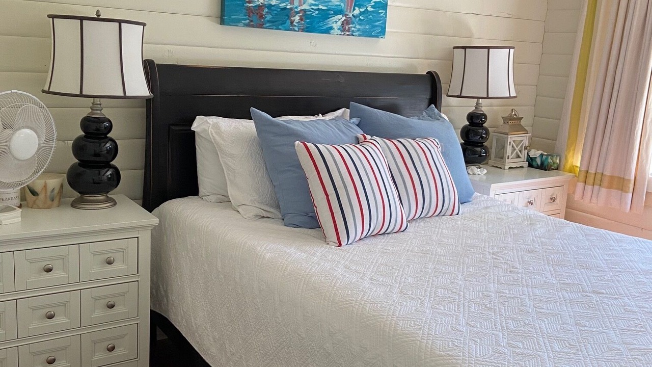 Photo of Bedroom in Muskoka Lakes