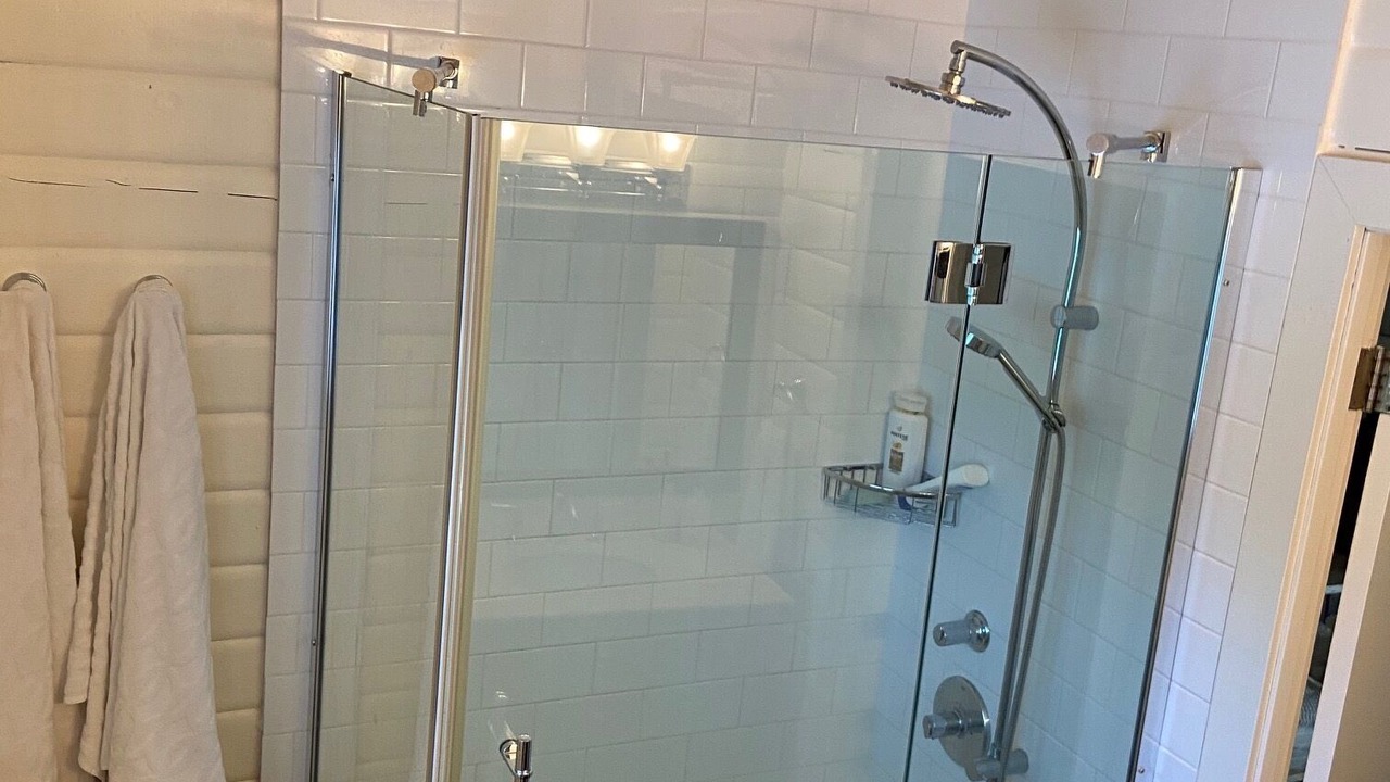 Photo of Bathroom in Muskoka Lakes