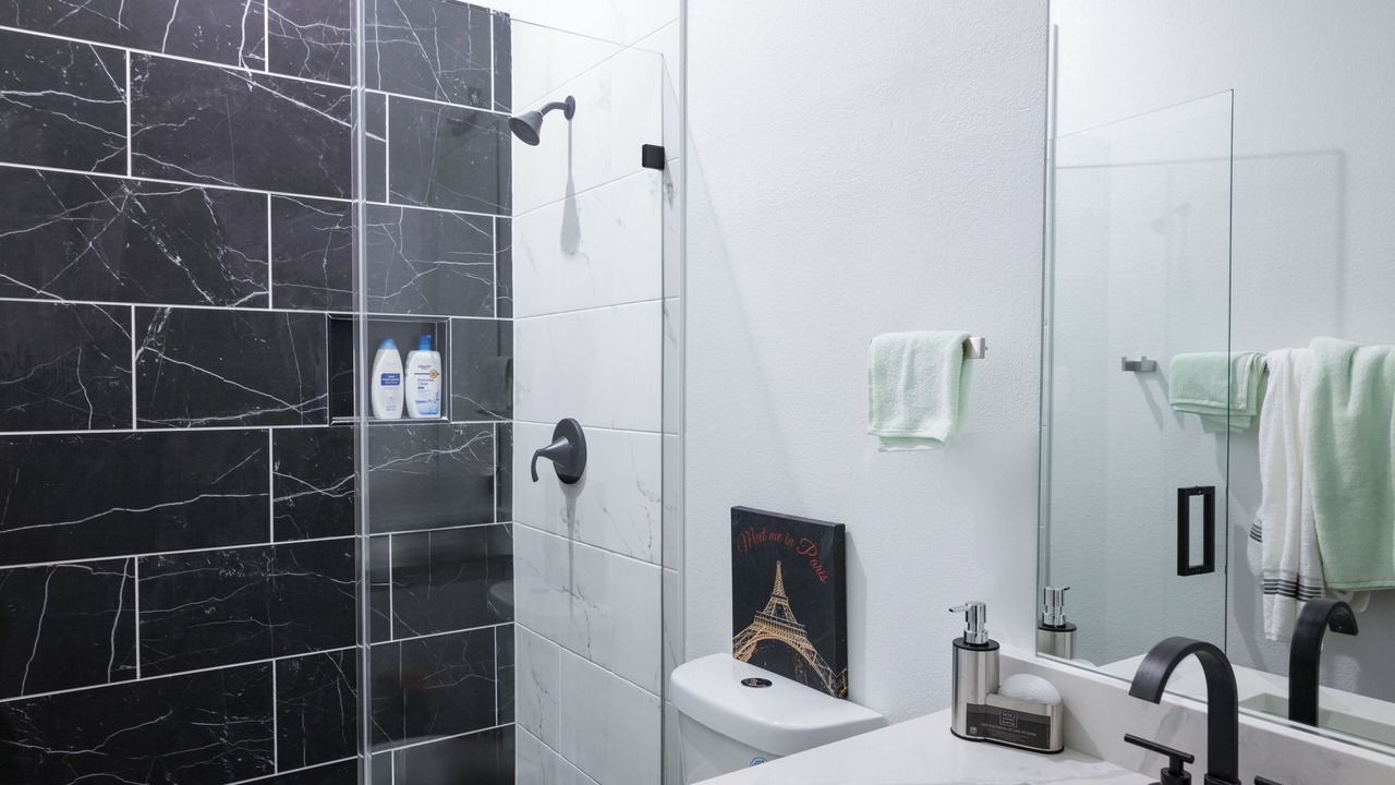 Photo of Bathroom in Cedar Crest