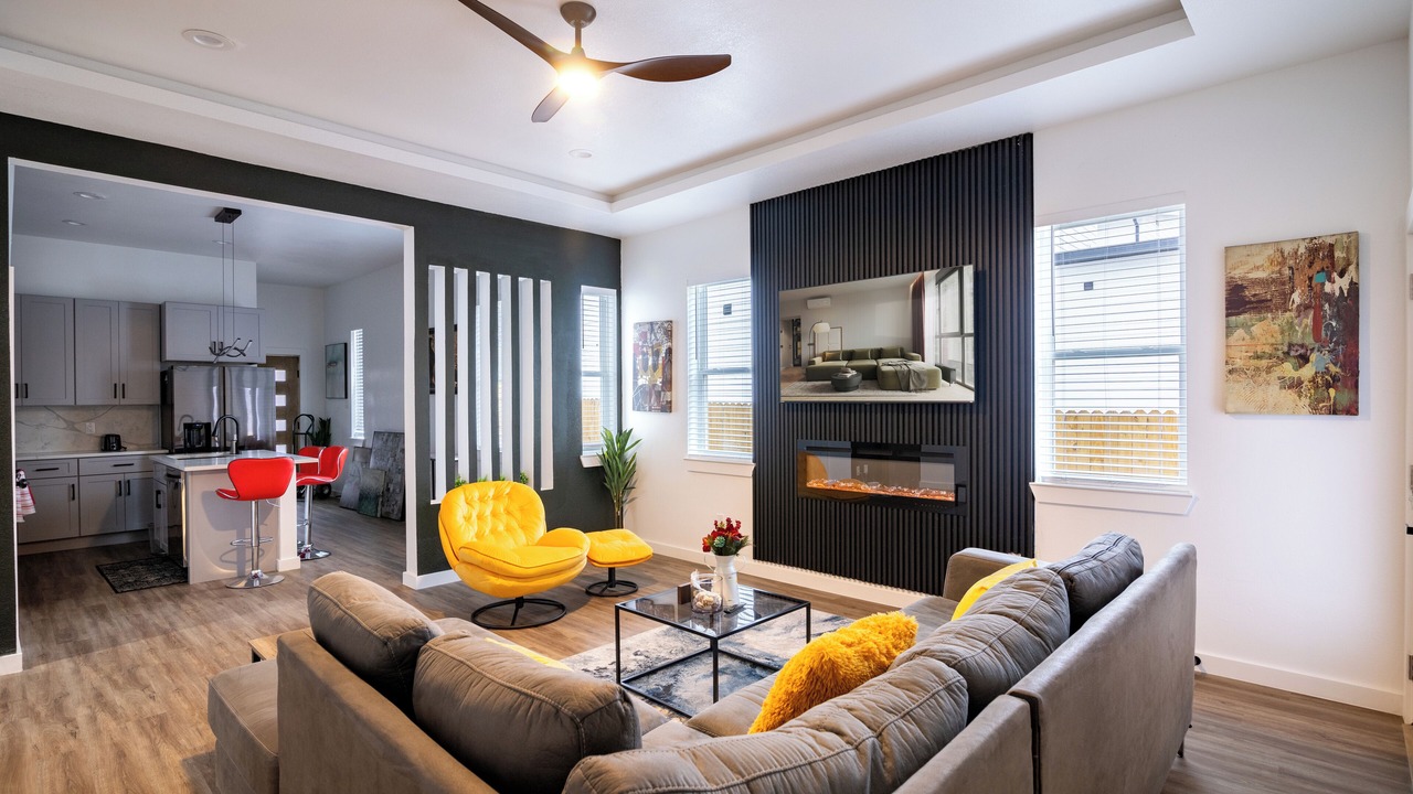 Photo of Livingroom in Cedar Crest