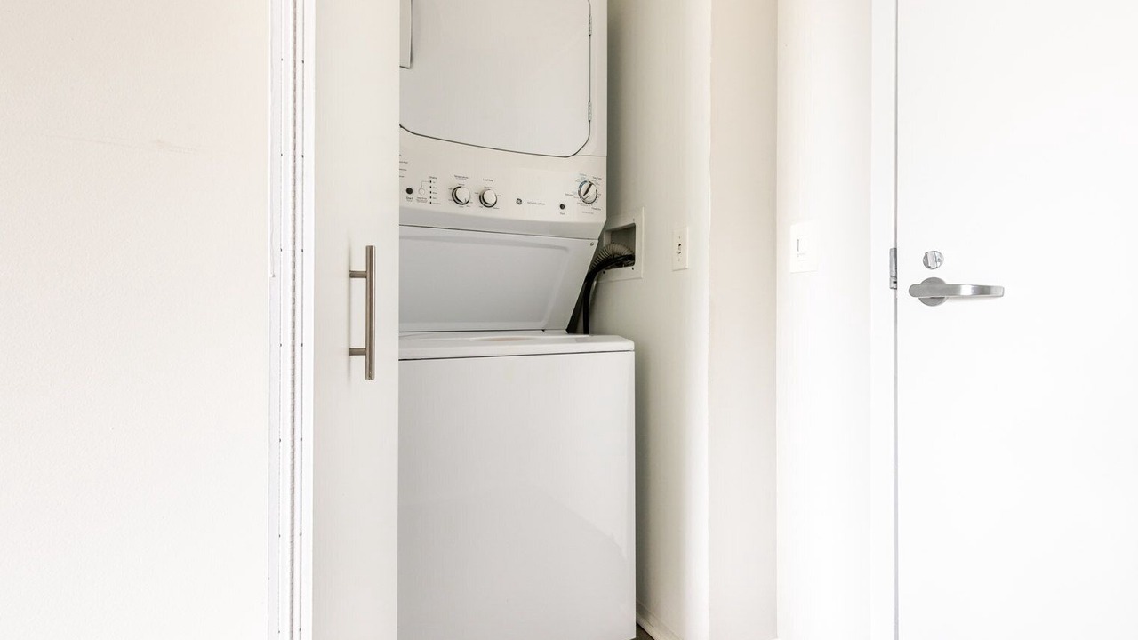 Photo of Others in West Loop Gate