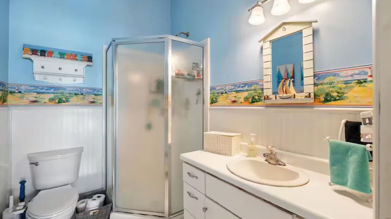Photo of Bathroom in Ponshewaing