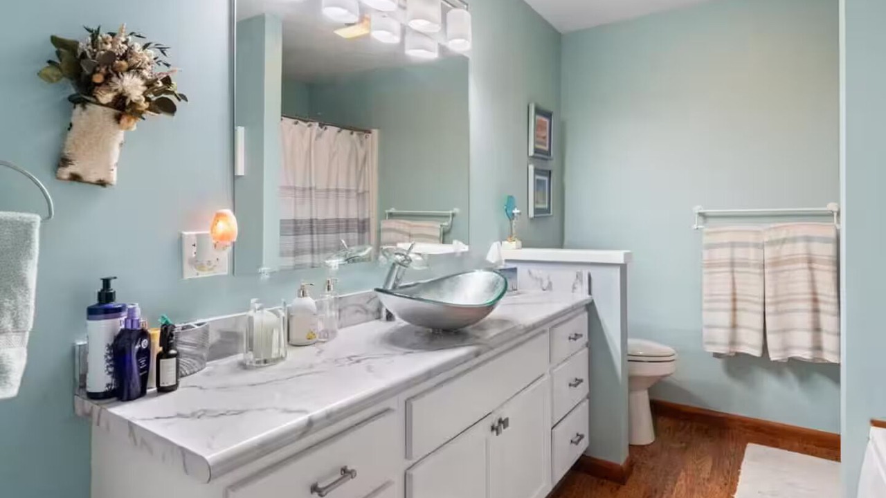 Photo of Bathroom in Ponshewaing