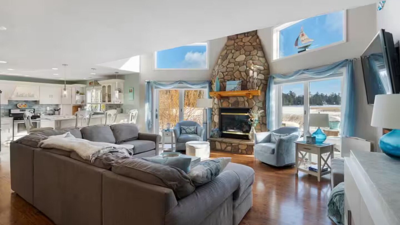 Photo of Livingroom in Ponshewaing