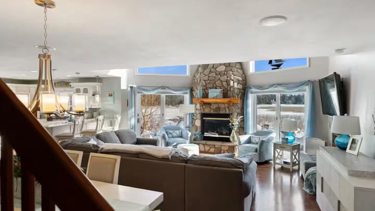 Photo of Livingroom in Ponshewaing