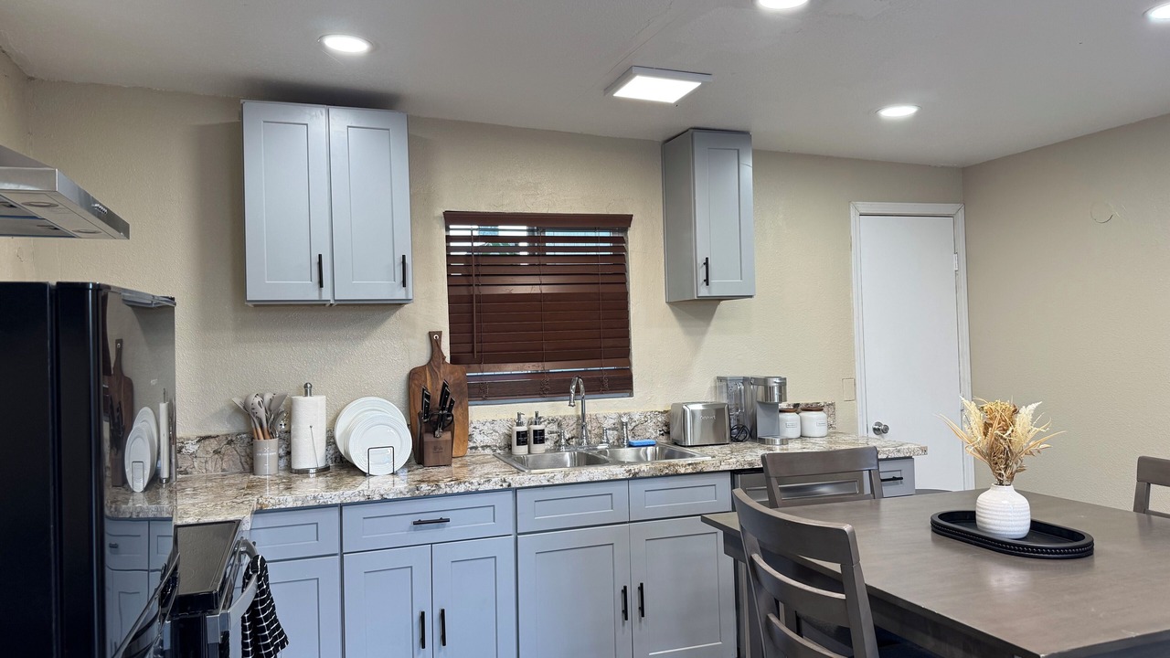 Photo of Kitchen in Hanford