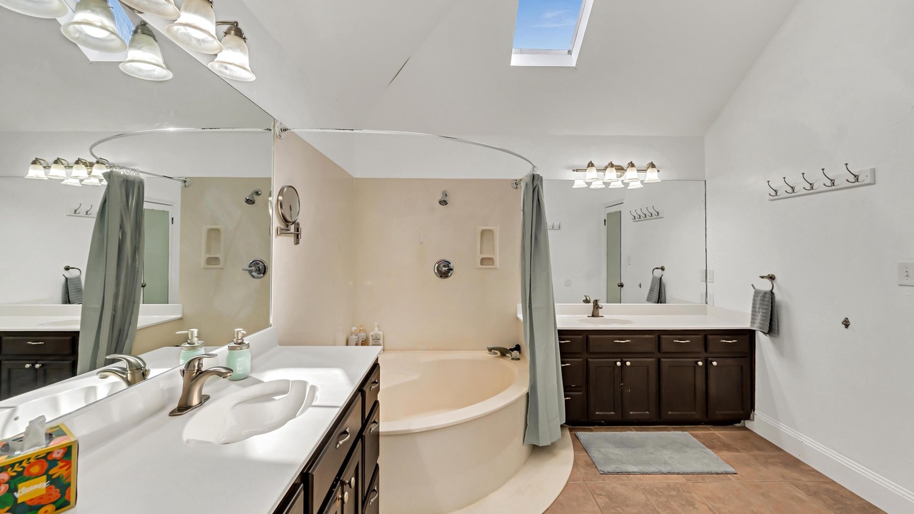 Photo of Bathroom in Crawford