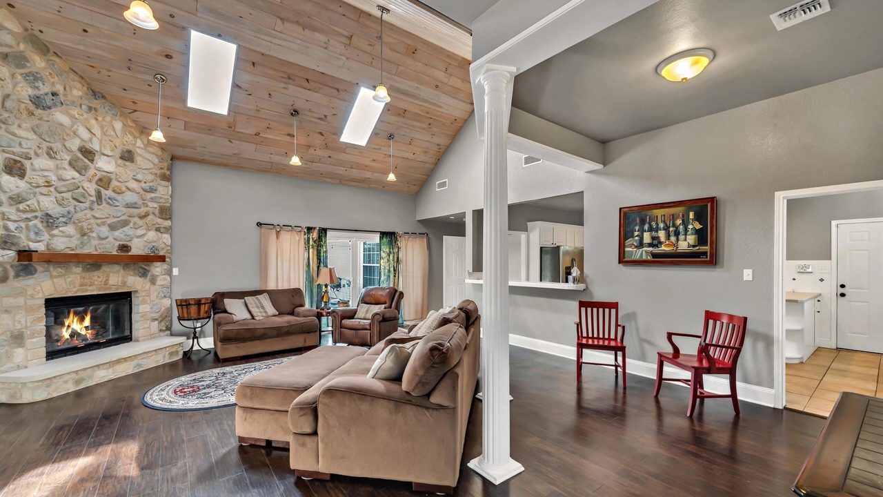 Photo of Livingroom in Crawford
