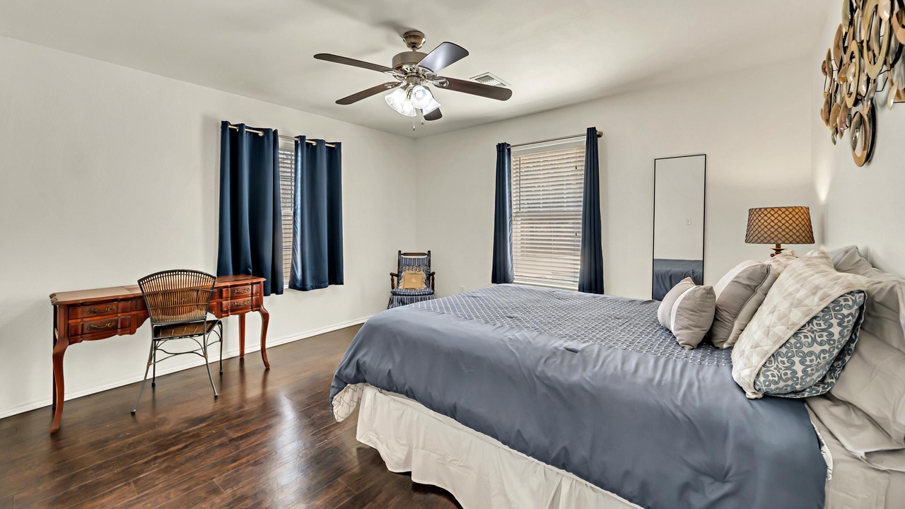 Photo of Bedroom in Crawford