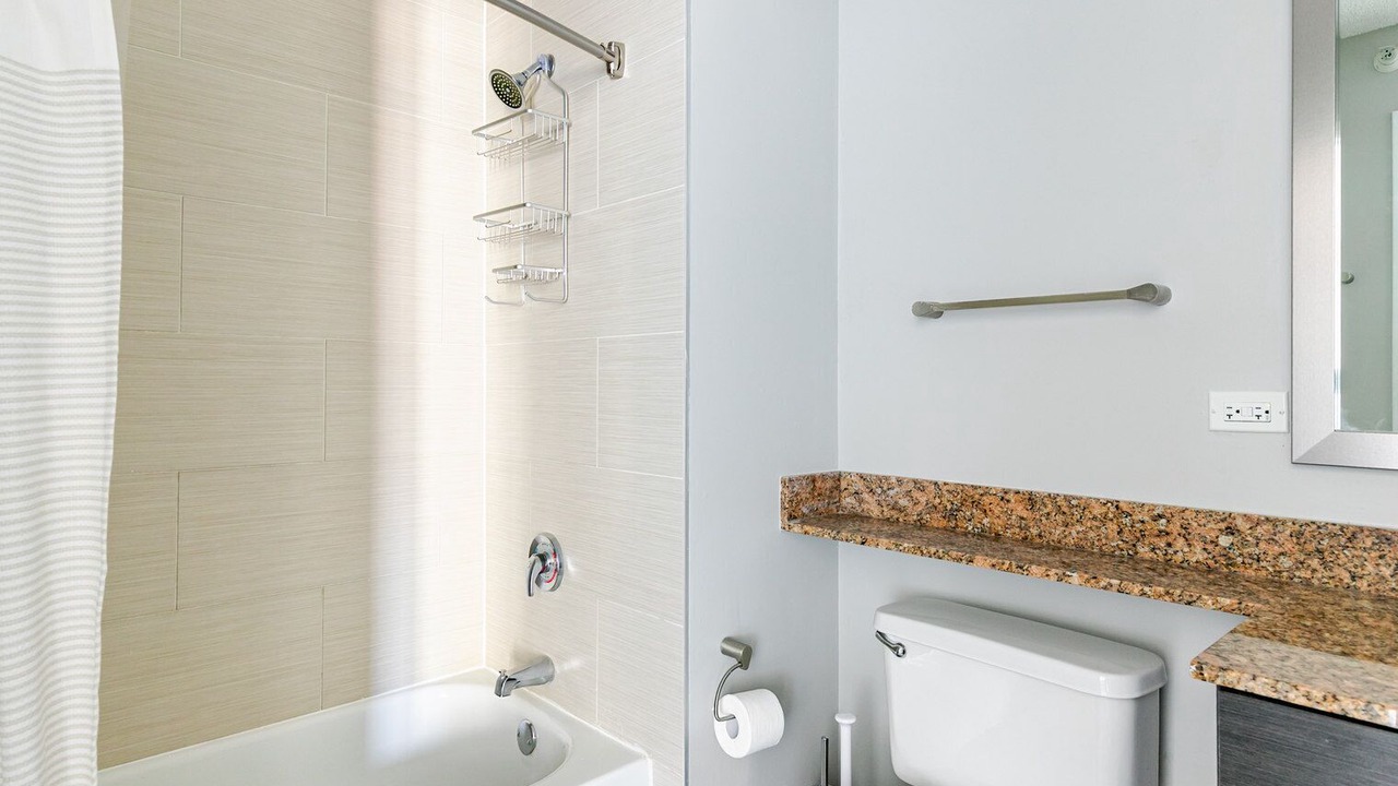 Photo of Bathroom in West Loop Gate